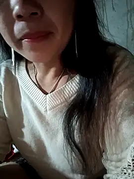 baby 112233 online show from April 16, 2026, 9:39 pm