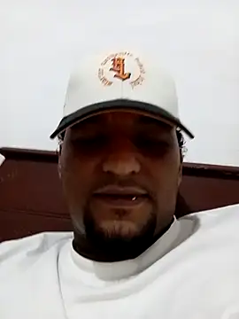 pepinoXXX online show from February 4, 2026, 5:57 am