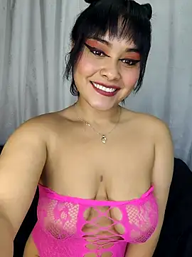 zoe love18 online show from April 2, 2026, 4:30 am