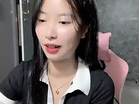 Linne6789 online show from March 7, 2026, 3:35 am