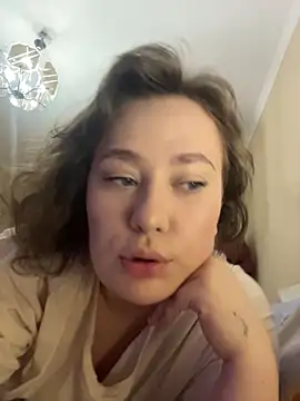 Snapshot of RussianBetty chatting on February 23, 2026, 6:52 pm RussianBetty online show from February 23, 2026, 6:52 pm