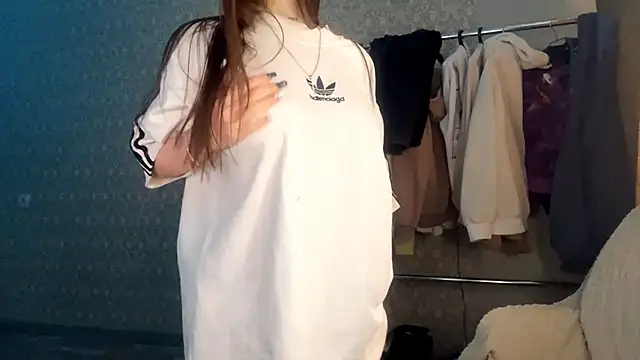 LumPetal online show from February 22, 2026, 3:09 am