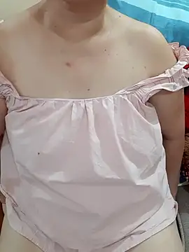 Yummyamasha online show from July 18, 2026, 2:58 pm
