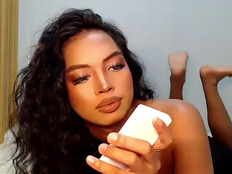 Snapshot of girlyteengrl chatting on February 20, 2026, 1:35 pm girlyteengrl online show from February 20, 2026, 1:35 pm