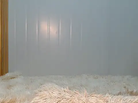 Snapshot of girlyteengrl chatting on February 19, 2026, 5:32 pm girlyteengrl online show from February 19, 2026, 5:32 pm