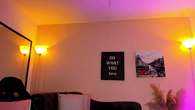 Snapshot of victoriazans chatting on February 26, 2026, 3:28 am victoriazans online show from February 26, 2026, 3:28 am