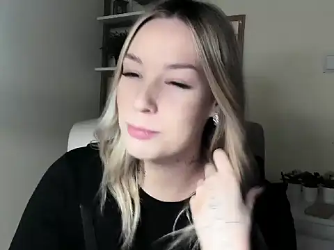 Snapshot of VelvetAngela chatting on February 16, 2026, 6:34 am VelvetAngela online show from February 16, 2026, 6:34 am