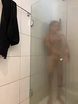 ruffvip online show from April 14, 2026, 4:12 pm