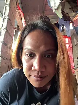 Snapshot of Queen-barbie chatting on February 1, 2026, 8:45 am Queen-barbie online show from February 1, 2026, 8:45 am