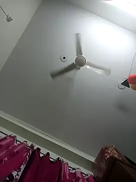 Snapshot of Tanla_akter chatting on February 5, 2026, 7:10 pm Tanla akter online show from February 5, 2026, 7:10 pm