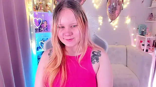 Snapshot of AnnieVibe chatting on February 11, 2026, 5:35 pm AnnieVibe online show from February 11, 2026, 5:35 pm