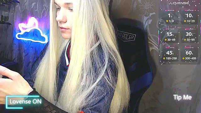 Shiny Victoria online show from March 24, 2026, 9:42 am