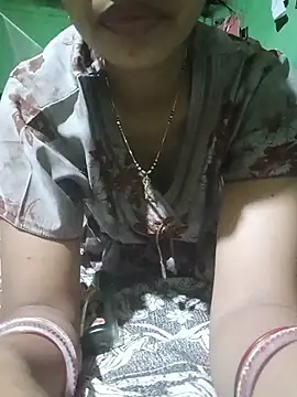Royal hotti0011 online show from May 29, 2026, 3:51 pm