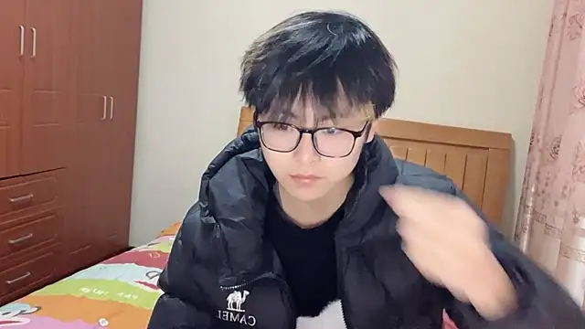 Snapshot of zijunzbzs chatting on February 19, 2026, 10:01 am zijunzbzs online show from February 19, 2026, 10:01 am