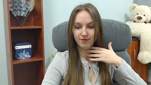 Snapshot of Nessi-Morris chatting on February 8, 2026, 7:17 am Nessi-Morris online show from February 8, 2026, 7:17 am