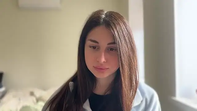 LiluMartiznir online show from March 21, 2026, 12:42 pm