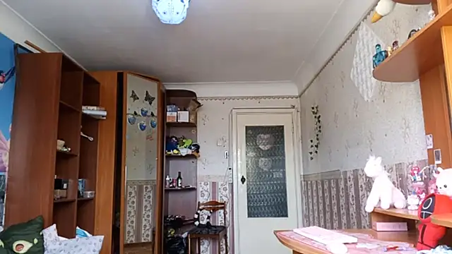 Snapshot of KathernSaulters chatting on February 3, 2026, 6:11 am KathernSaulters online show from February 3, 2026, 6:11 am