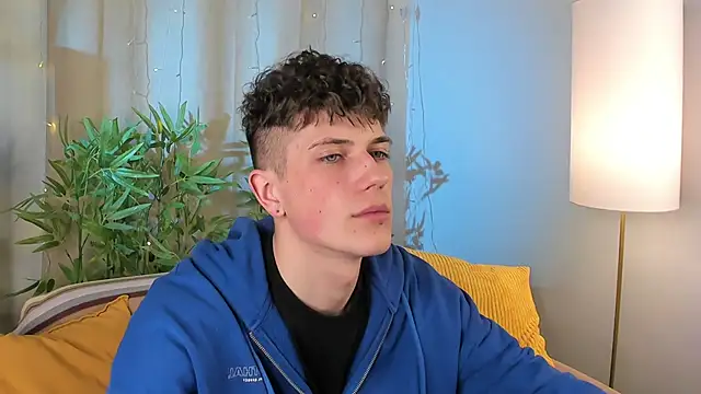 Rony Joy online show from April 15, 2026, 8:53 pm