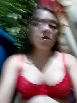 Snapshot of lachiki_plus chatting on February 20, 2026, 10:06 am lachiki plus online show from February 20, 2026, 10:06 am