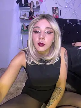 Isabelle Sara online show from June 7, 2026, 8:14 pm