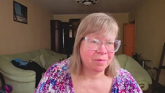 Emma Eclipsee online show from February 9, 2026, 7:28 am