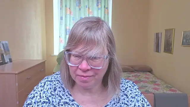 Emma Eclipsee online show from February 24, 2026, 10:27 am