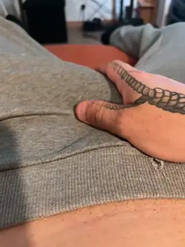 Piratee666 online show from April 16, 2026, 10:34 pm