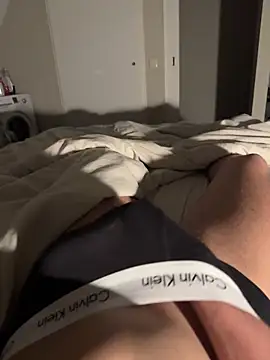 Robertocavall online show from February 17, 2026, 8:39 pm