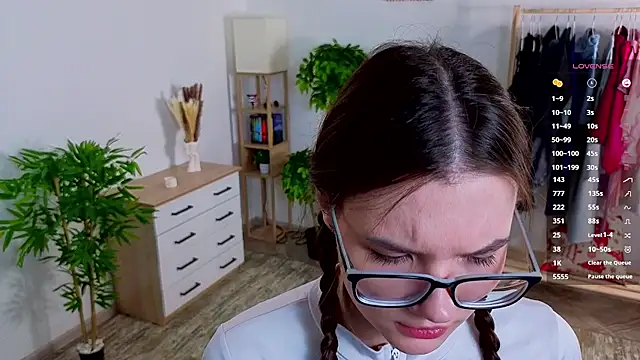 MirthaZien online show from April 13, 2026, 1:09 am