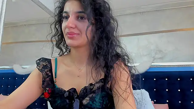 Snapshot of YasmineDelight chatting on February 11, 2026, 7:41 am YasmineDelight online show from February 11, 2026, 7:41 am