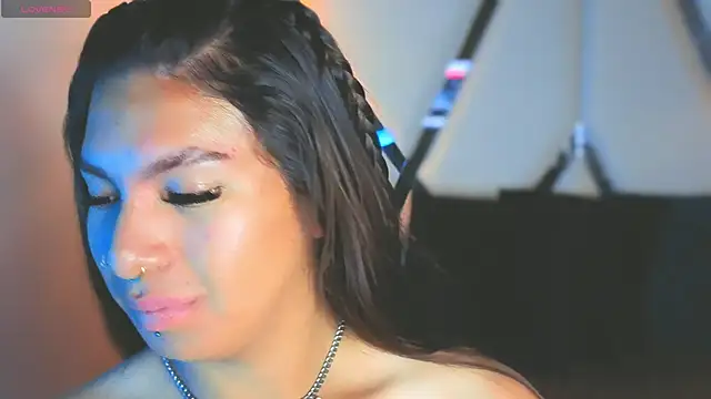 MeelFox online show from March 7, 2026, 12:43 pm