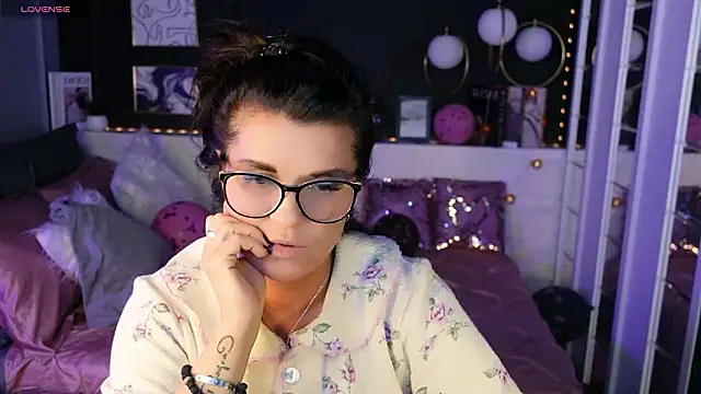 Snapshot of RikaCoutts chatting on February 12, 2026, 9:03 pm RikaCoutts online show from February 12, 2026, 9:03 pm