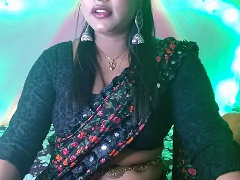 Snapshot of LIZNA_0 chatting on February 23, 2026, 5:24 pm LIZNA 0 online show from February 23, 2026, 5:24 pm