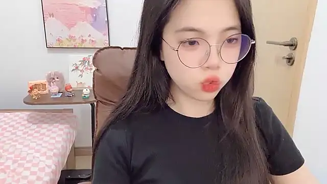 Snapshot of Dawn-2 chatting on February 27, 2026, 6:52 pm Dawn-2 online show from February 27, 2026, 6:52 pm