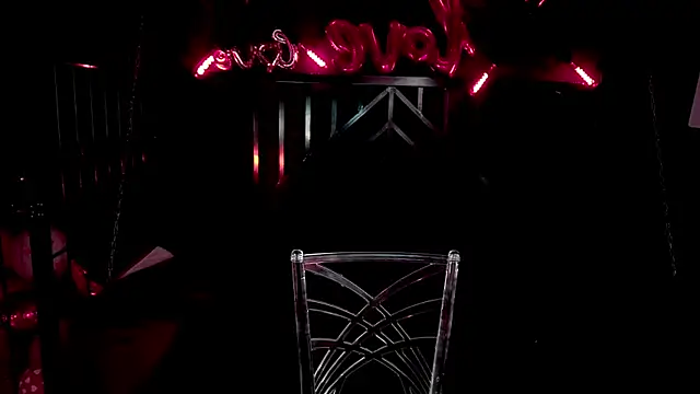 Snapshot of AmeliaBliss_ chatting on February 16, 2026, 8:35 am AmeliaBliss online show from February 16, 2026, 8:35 am