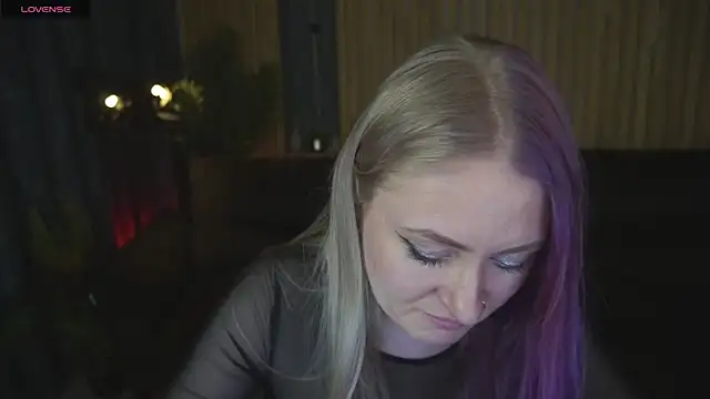 Snapshot of DramaQuenns chatting on February 27, 2026, 6:57 am DramaQuenns online show from February 27, 2026, 6:57 am