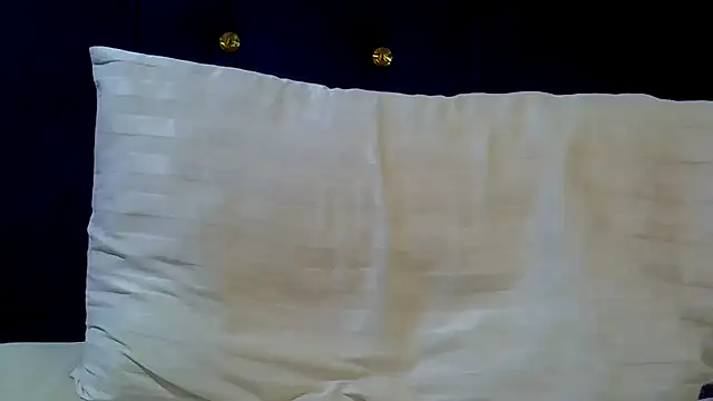 Snapshot of Boobie_Fever chatting on February 11, 2026, 2:39 pm Boobie Fever online show from February 11, 2026, 2:39 pm