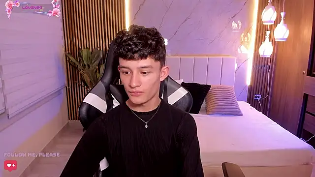 Snapshot of Patrick_Howland_ chatting on February 24, 2026, 4:02 am Patrick Howland online show from February 24, 2026, 4:02 am