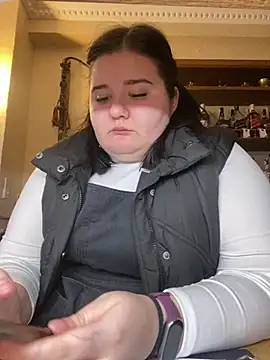 Snapshot of AngelKiras chatting on February 17, 2026, 4:15 pm AngelKiras online show from February 17, 2026, 4:15 pm