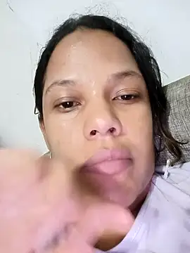 Kittydirty7 online show from April 18, 2026, 4:26 am