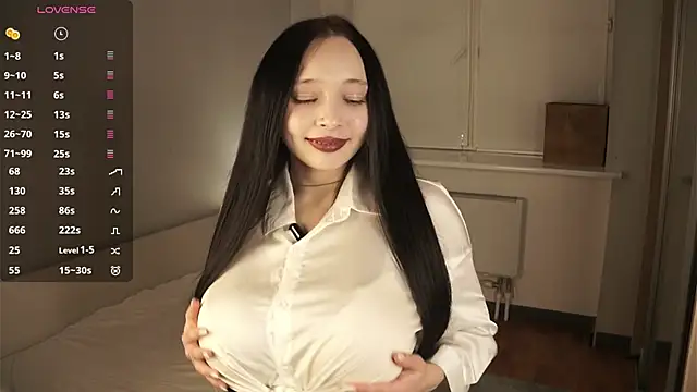 HannaHayles online show from February 25, 2026, 6:41 pm