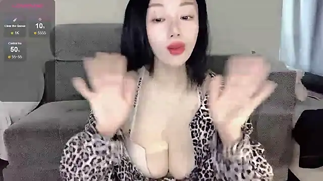 Sunny------ online show from February 15, 2026, 11:58 pm