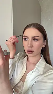 Velvet Hell online show from February 6, 2026, 10:33 am