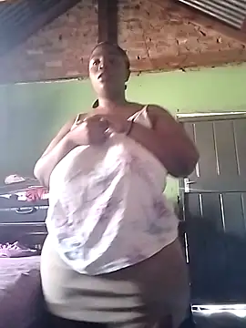 Snapshot of blxckiey chatting on February 7, 2026, 10:12 am blxckiey online show from February 7, 2026, 10:12 am