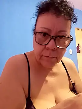 Snapshot of Luach chatting on February 20, 2026, 10:06 am Luach online show from February 20, 2026, 10:06 am