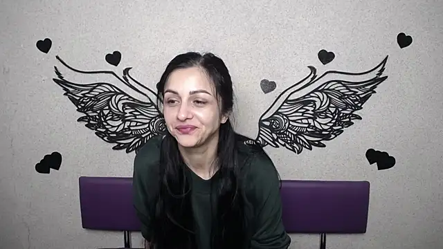 EvaClarkk online show from April 4, 2026, 5:25 am