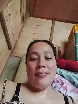 May Bombs online show from April 3, 2026, 2:07 am