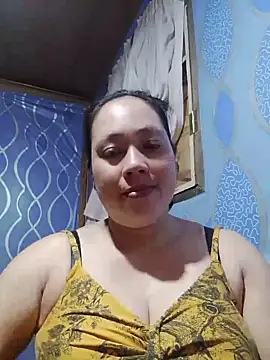 Snapshot of May_Bombs chatting on June 2, 2026, 11:16 pm May Bombs online show from June 2, 2026, 11:16 pm