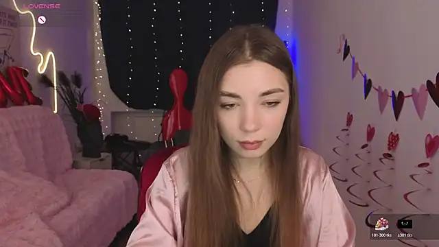 Snapshot of Adriennes chatting on February 17, 2026, 2:36 pm Adriennes online show from February 17, 2026, 2:36 pm