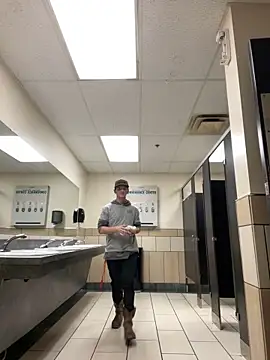 Horus1922 online show from February 24, 2026, 5:58 pm